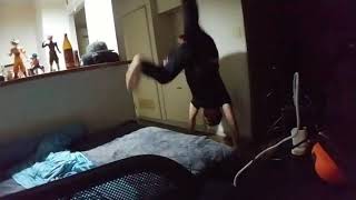Streamer shit his pants live  !!!!