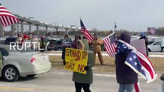 USA: 'Freedom Convoy' truckers continue blockade of border crossing
