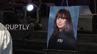 USA: Family and mourners say farewell to 14 y/o girl killed by stray police bullet