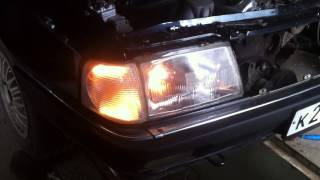Габаритные огни в поворотниках Audi 100 c3