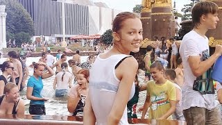 Водная битва ВВЦ / Water fight in Moscow (flashmob)