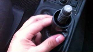 Como cambiar una perilla de velocidades de  corsa chevy