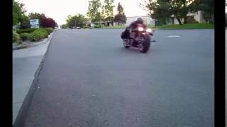 Tự chế môtô Người Dơi từ Harley-Davidson V-Rod