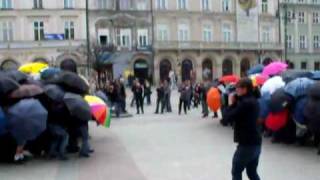 флешмоб в Кракове "300 спартанцев"