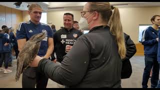 FC Cincinnati Helps at Cincinnati Zoo
