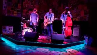 Straight 8s "Candy Doll" live at The Station, Carrboro NC USA, March 09 2017