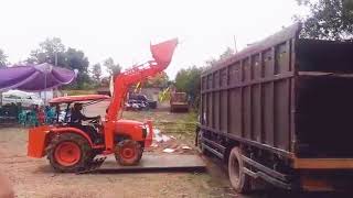 Kubota L3608 + Front Loader, multifungsi brooo