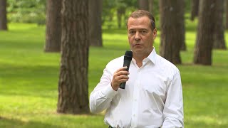 Дмитрий Медведев дал оценку ситуации между РФ и Беларусью