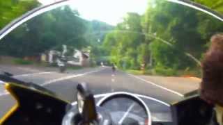 - Yamaha R6 chasing Ninja ZX-10R -