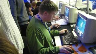 ASUS Winter 2010: дотеры играют