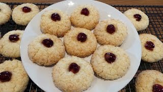 Crunchy Coconut Biscuits