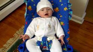 5 Month old Katya Trying to speak, sounds like a dolphin ! Soo cute!!!