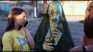 Карина и Непета потревожили духа бани СТРАШИЛКА
