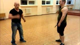 Тренировка с ножом  Но в необычном и непривычном режиме