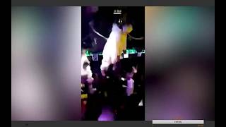 Казахский каскадер умер после трюка с повешением на Хэллоуин в ночном клубе.