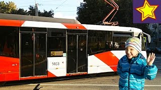 Про трамвай для детей. Красный трамвай едет Видео для детей Kids video about tram