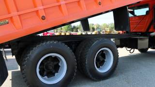 2010 Mack GU713