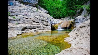 Крым.Лена РИСКНУЛА ПРЫГНУТЬ в ванну Молодости.Вода 4 градуса.