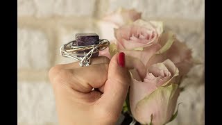 Большая коллекция украшений из проволоки и натуральных камней
