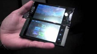 Hands-On with the Kyocera Echo dual-screen smart phone