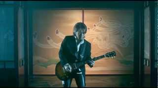Tak Matsumoto - "Koi-Uta", Music Video