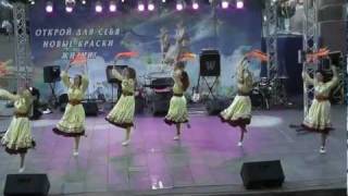 Израильский танец "Ерри" Israeli Dance Yerri הישראלי ר 'קוד