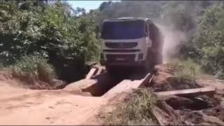 Ух пронесло! Профессиональное вождение грузовиков