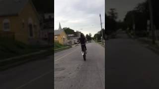 Part:1 Chino wheelie through Baltimore city for 6minutes 40seconds non-stop