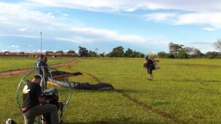 Paramotor Araçatuba João Correia ensinando decolar