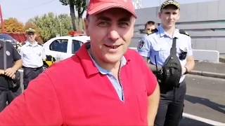 Бойцы и #Филатов отжимают мост, нападают на людей. Днепр Центральный мост - дыры, разруха, бандиты