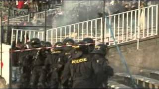 Fanoušci Baníku Ostrava v Hradci Králové