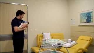Pai ninando o bebê - Father and Son ( Amor de Família )