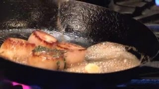 How to: Pan-Seared Scallops & Beurre Blanc Sauce : Delicious Dishes