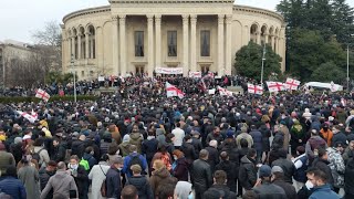 В центре Кутаиси прошла акция протеста против строительства Намахвани ГЭС - видео