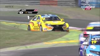 WTCC 2015  Argentina LADA VESTA Rob Huff столкновение