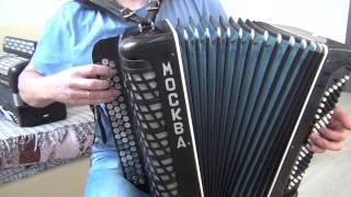 Цельнопланочные баяны "Москва".