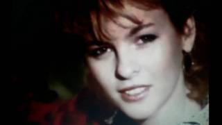 IVETA BARTOŠOVÁ - - RADOVÁNKY 86 - - HudbaMehoSrdce  2011