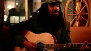 Julian Taylor - It's Not Enough live with Heartstrings TV