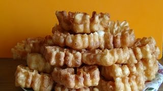 Хворост из жидкого теста, хрустящий, на водке.