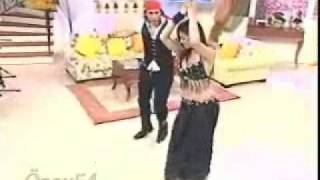 Oryantal Reyhan - Samim Sakaryali - Ahir kapi Roman Orkestrasi - Dansöz Romanika Belly Dancer