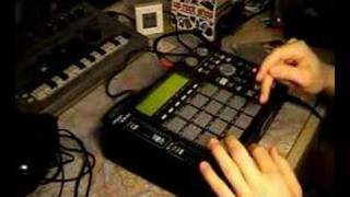 Lutone Making a Beat - Al Green Sample (Akai MPC 1000)