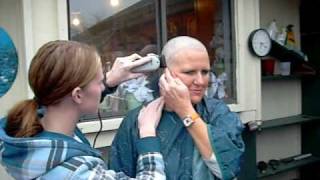 shaving moms head