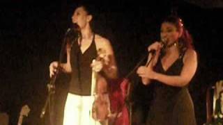 Tania Vinokur ClubHed