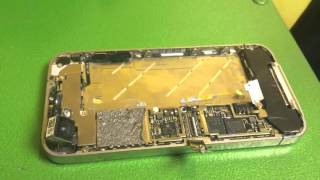 Как разобрать iPhone 4 без отвёртки