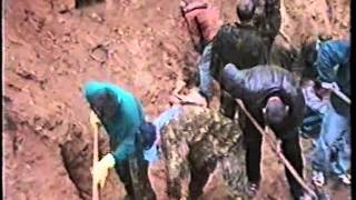 Курган Памяти в деревне Дьяково Лотошинского района. Съёмка Валерия Ананьева 1995-2015 годы.