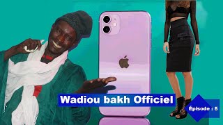 Wadioubakh tance sévèrement les filles faciles "Yén liguéne yor mo dakk Iphone 11...Iphone 34 la"