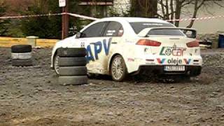 Mitsubishi lancer evo x drift (Ve stope valasske zimy 2011)