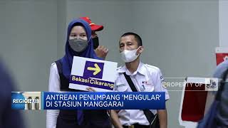 Pengalihan Rute KRL, Antrean Penumpang 'Mengular' di Stasiun Manggarai
