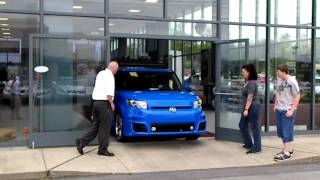 Marvin delivers the Smith family a Scion xB