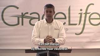 Jouw zwakheid moet je uitdrijven tot God! | Paul Washer